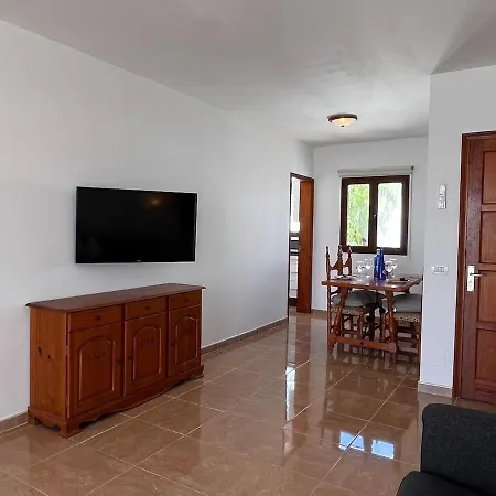 Apartament Casa Alpine - 2 Bedroom With Large Terrace Tías